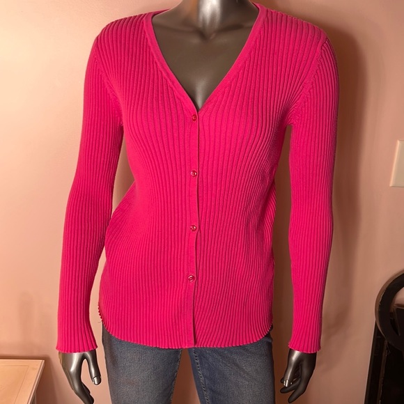 Liz Lange Size Large Barbie Pink Button Up V Neck Cardigan - Picture 1 of 4
